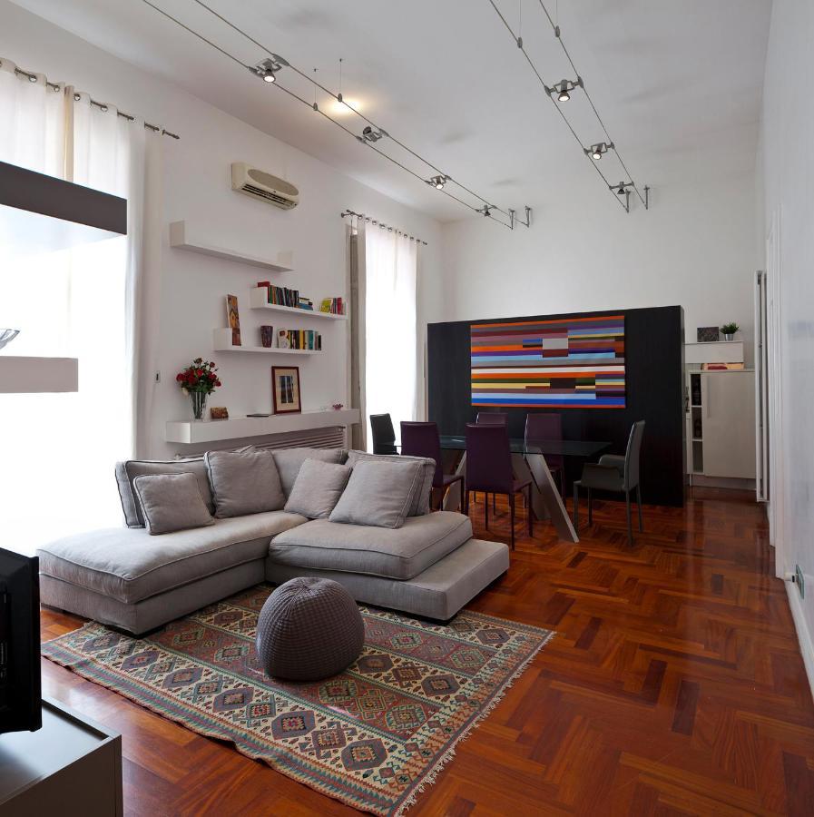 Elegant Apartment At Chiaia By Wonderful Italy Nápoles Exterior foto