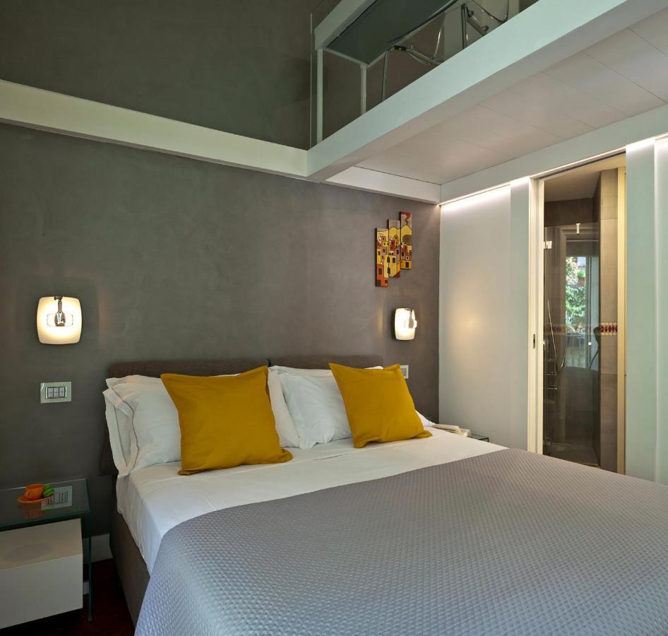 Elegant Apartment At Chiaia By Wonderful Italy Nápoles Exterior foto