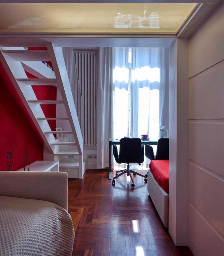 Elegant Apartment At Chiaia By Wonderful Italy Nápoles Exterior foto